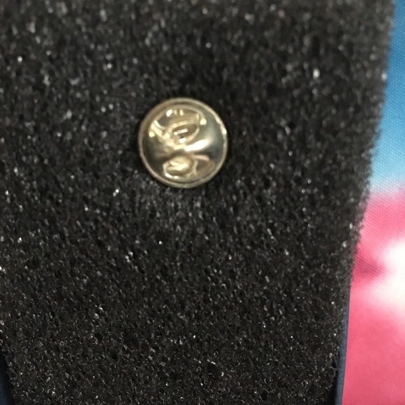 Bradford exchange kitty crystal pin - Picture 2 of 3